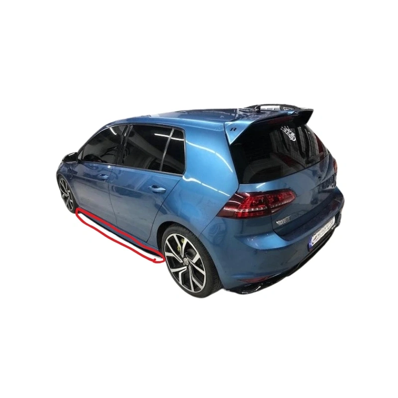 Leon 2014-2019 Marşpiyel Altı Bıçak (( Plastik-parlak Siyah ))