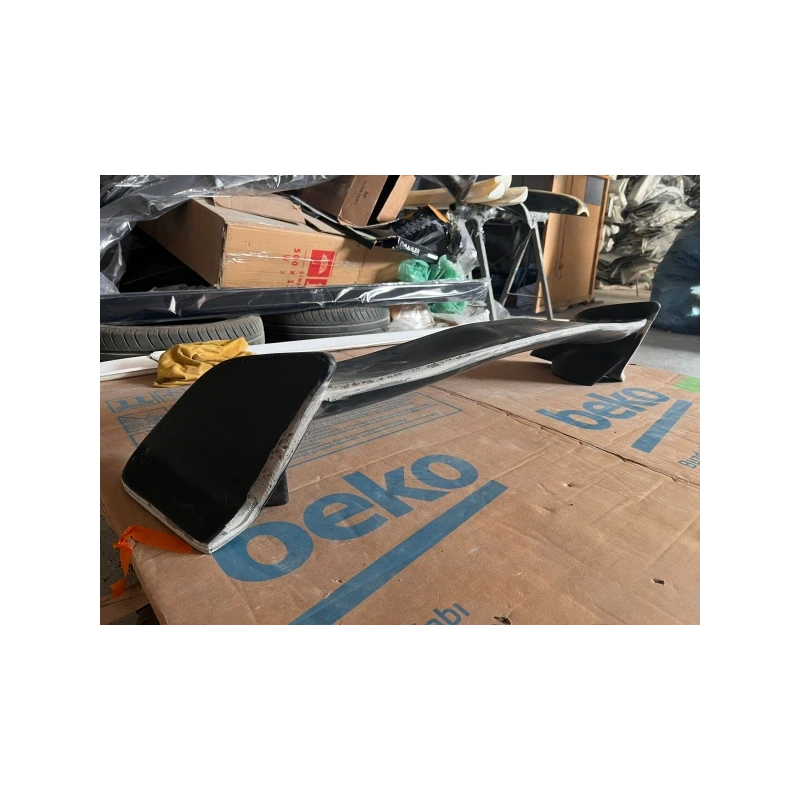 Üniversal Büyük Spoiler Boyalı