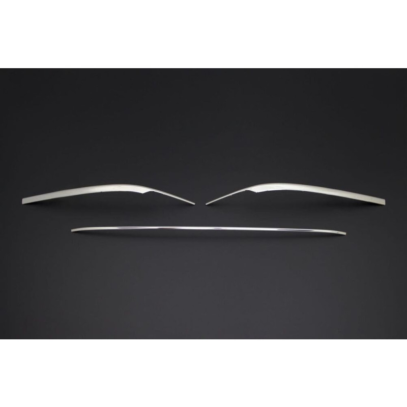 VW Passat B8 Krom Arka Tampon Çıtası 3 Parça 2015-2019 Arası